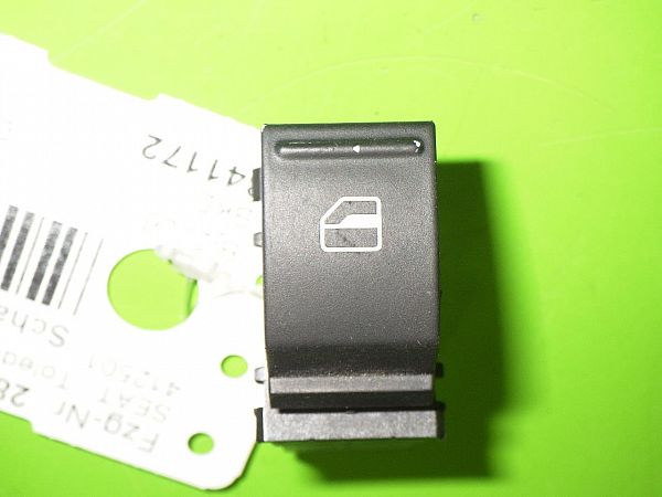 Switch - electrical screen heater SEAT TOLEDO III (5P2)