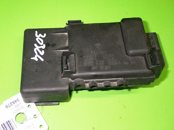 Fuse box VW POLO (6N2)