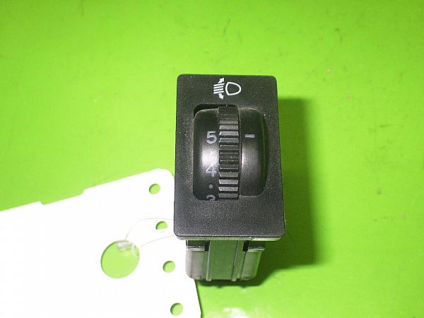 Switch - light adjuster TOYOTA AVENSIS Estate (_T25_)