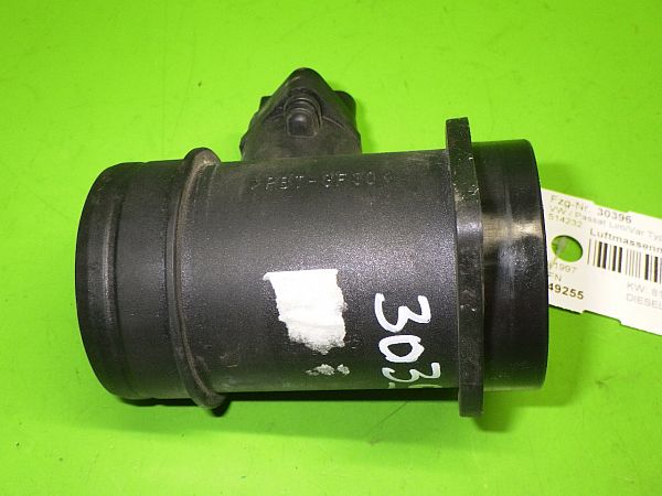 Débitmètre d'air VW PASSAT Estate (3B5)