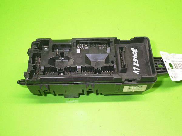 Volvo V40 Sicherungskasten gebraucht kaufen | Autoparts24