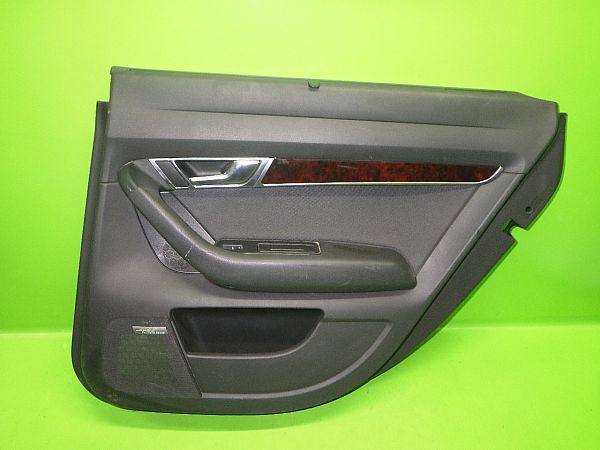 Door trim panel
