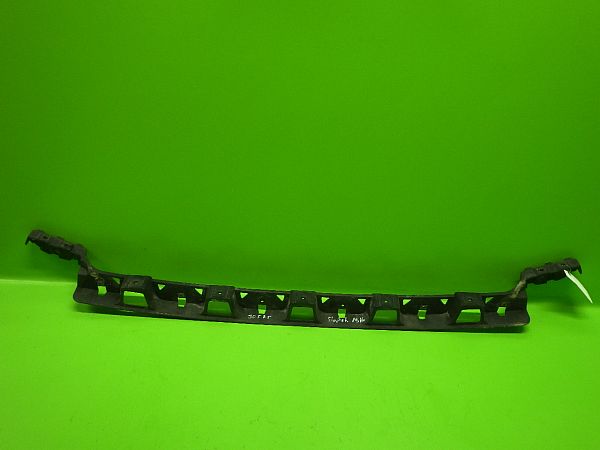 Bumper strengthener AUDI A2 (8Z0)