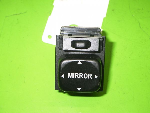 Wing mirror - switch TOYOTA COROLLA Liftback (_E11_)