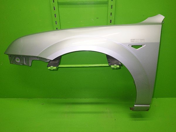 Front wing left FORD MONDEO Mk III Turnier (BWY)