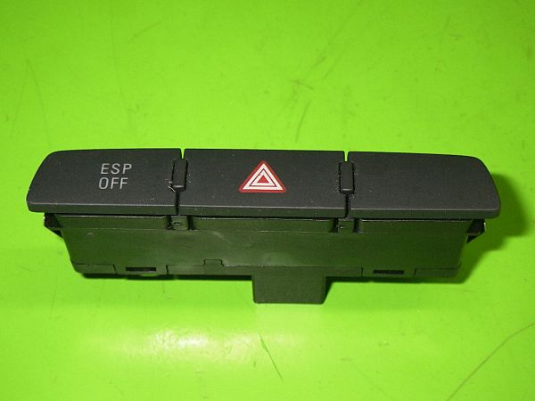 Warnblinkschalter AUDI Q7 (4LB)