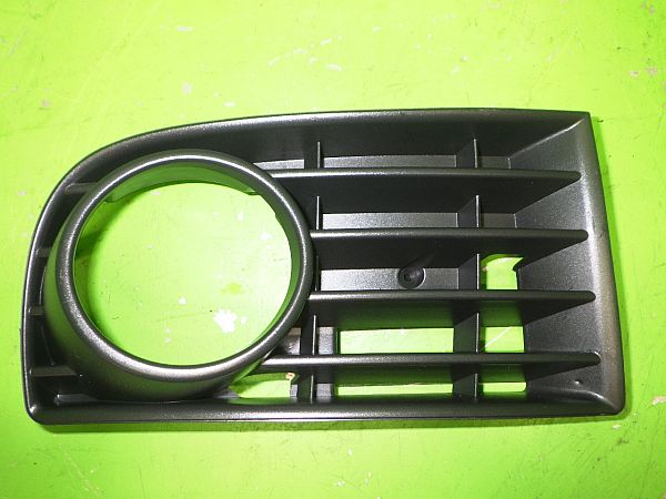 Bumperbalk achter VW GOLF V (1K1)