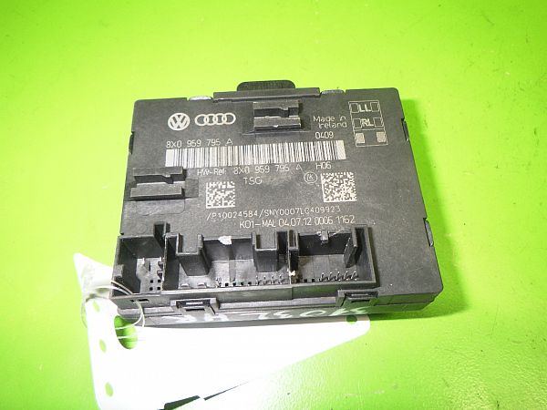 Steuergerät Tür AUDI Q3 (8UB, 8UG)