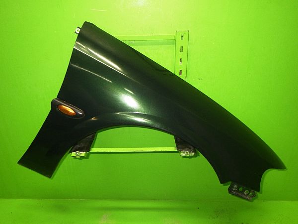 Front wing right OPEL VECTRA B Estate (J96)