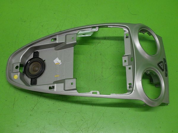 Cover - without dash OPEL CORSA D (S07)