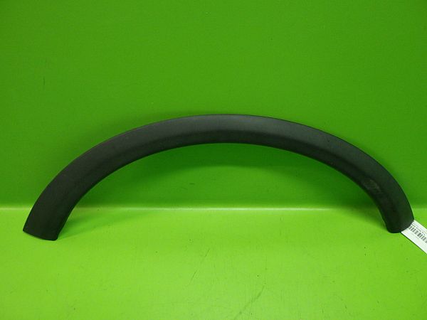 Decorative moulding - wing VOLVO C30 (533)