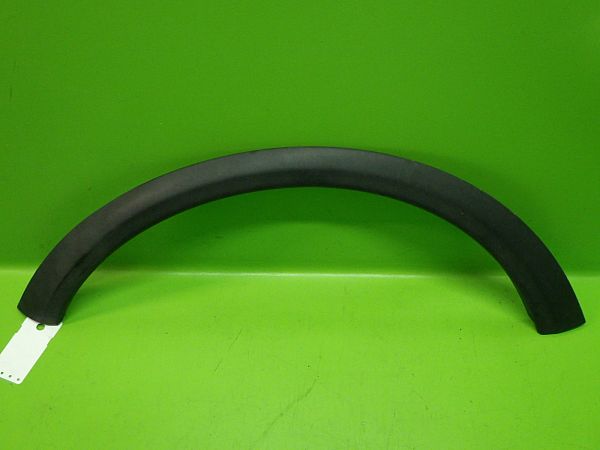 Decorative moulding - wing VOLVO C30 (533)