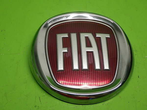 Emblematy FIAT TIPO Hatchback (356_)