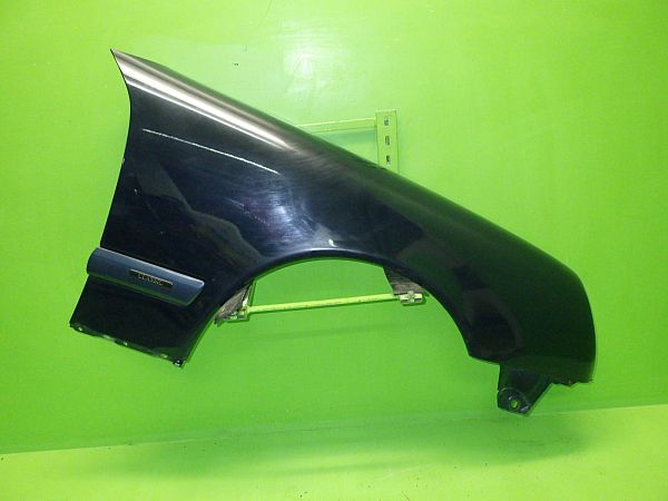 Front wing right MERCEDES-BENZ E-CLASS T-Model (S210)