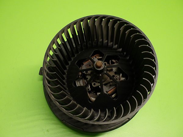 Heater fan VW GOLF VI (5K1)
