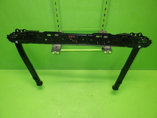 Lower radiator support