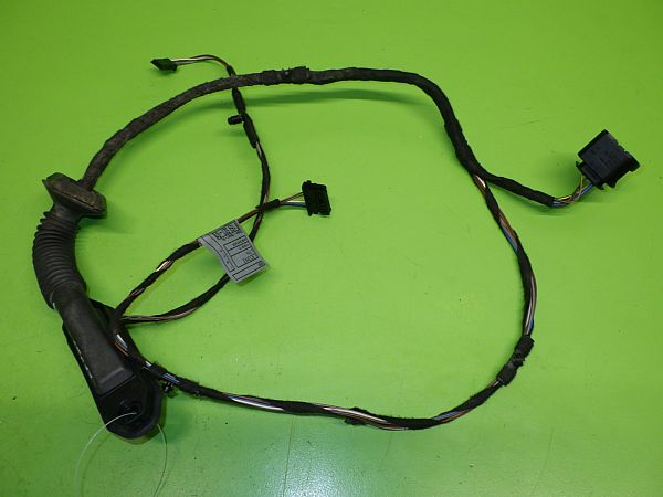 Parking sensor wiring loom