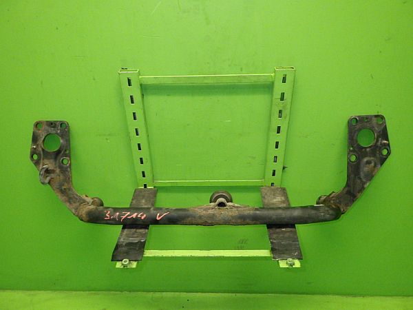 Traverse Moteur avant AUDI A4 (8D2, B5)