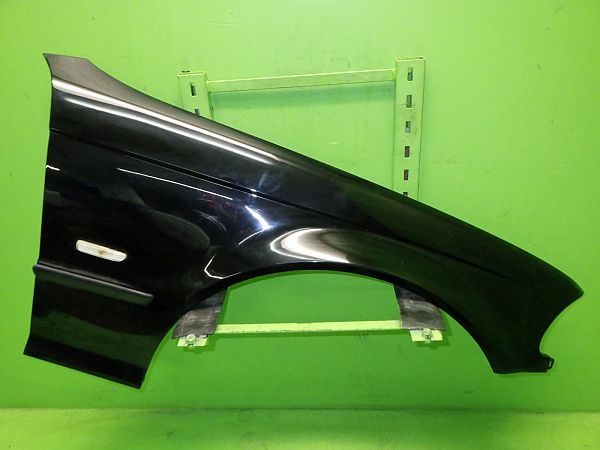 Błotnik przedni prawy BMW 3 Touring (E46)