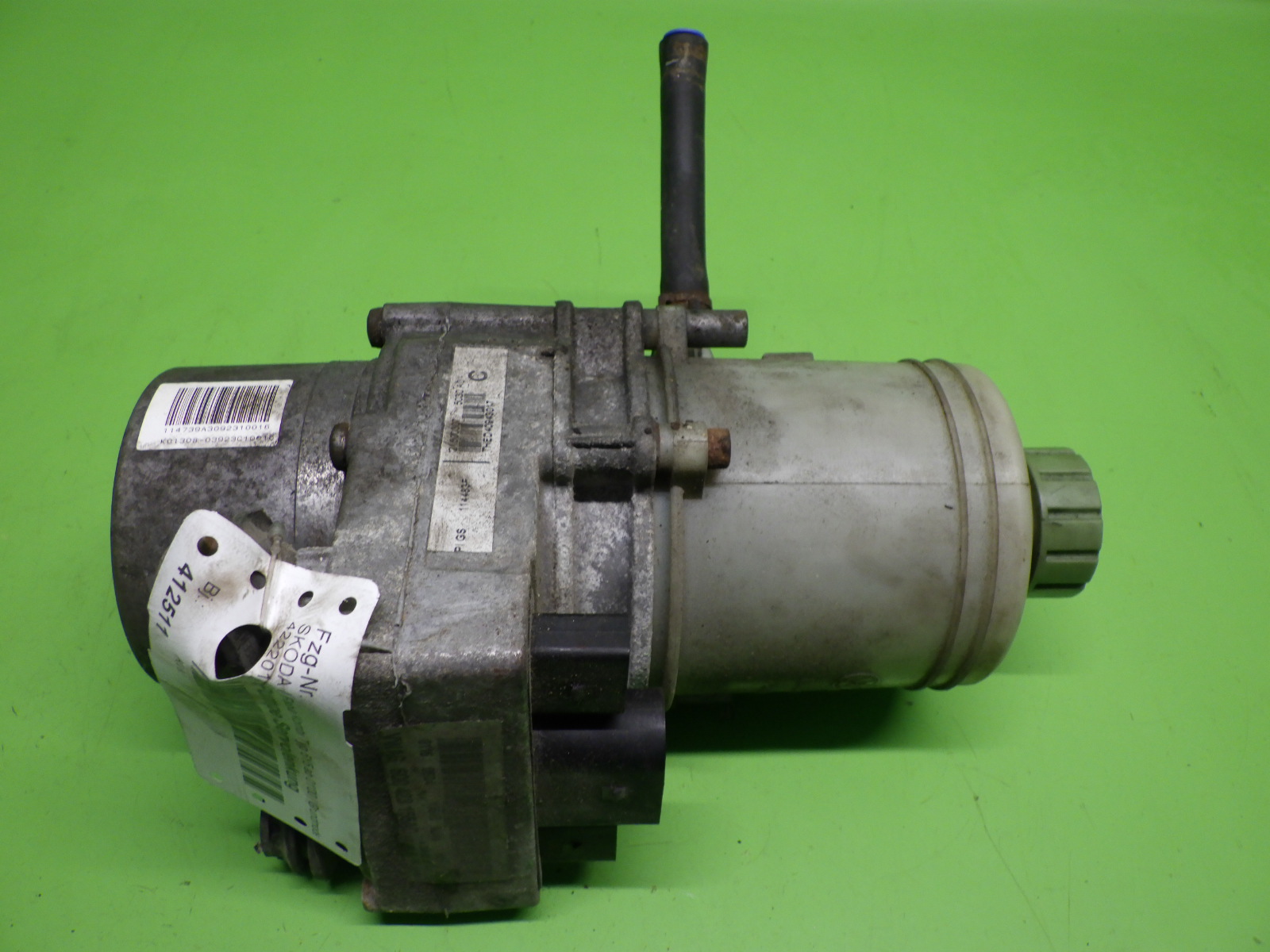 Skoda Fabia Power steering pump Fabia Autoparts24