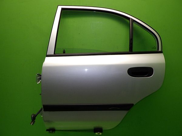 Drzwi MITSUBISHI CARISMA (DA_)
