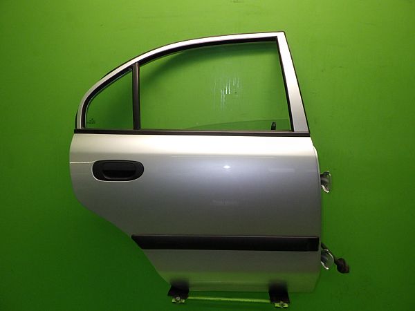 Drzwi MITSUBISHI CARISMA (DA_)