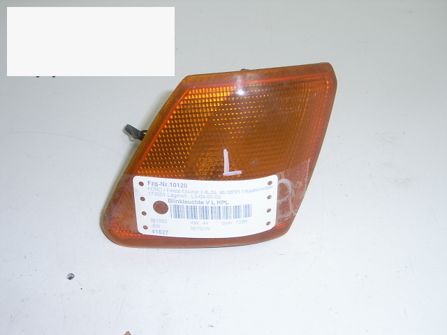 Indicator - wing FORD COURIER Box (F3L, F5L)