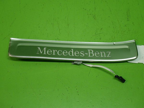Panelliste MERCEDES-BENZ EQS (V297)