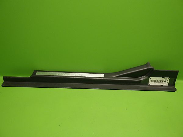 Panelliste MERCEDES-BENZ C-CLASS (W203)