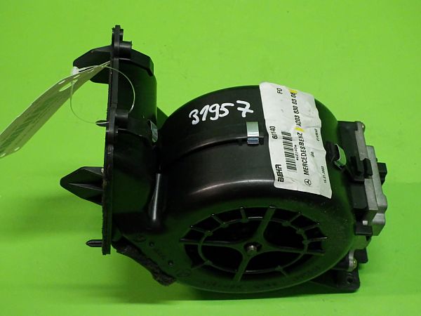 Kachel Ventilatiemotor / aanjager MERCEDES-BENZ C-CLASS (W203)