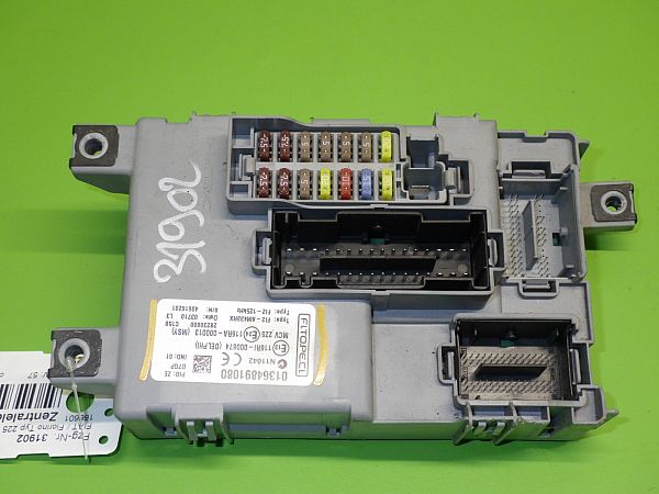 Fuse box FIAT FIORINO Box Body/Estate (225_)
