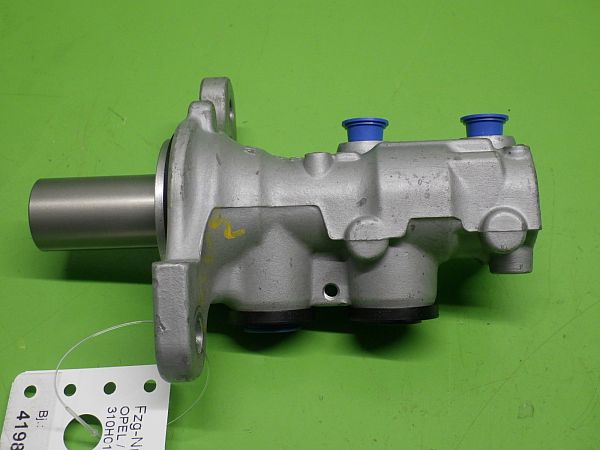 Brake - Master cylinder OPEL MOKKA