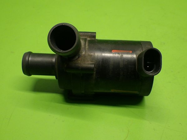 Water pump VOLVO V50 (545)