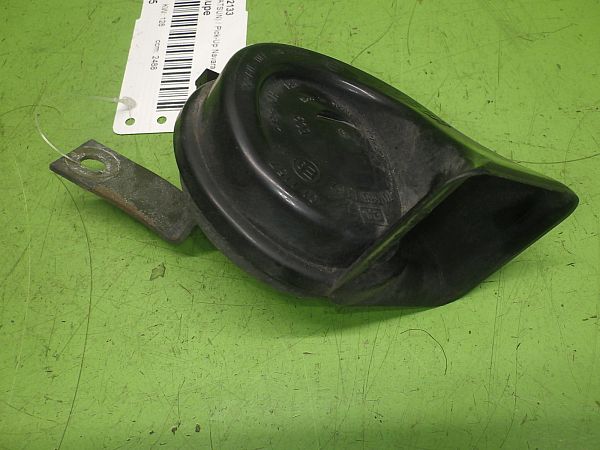 Horn NISSAN NP300 NAVARA (D40)