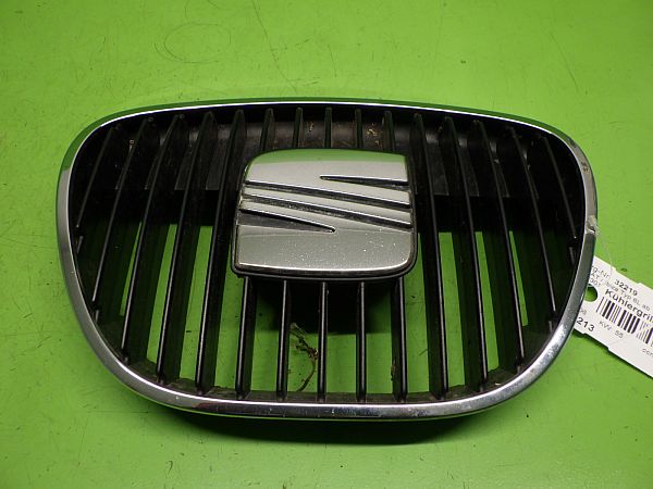 Grill / gitter SEAT IBIZA Mk III (6L1)
