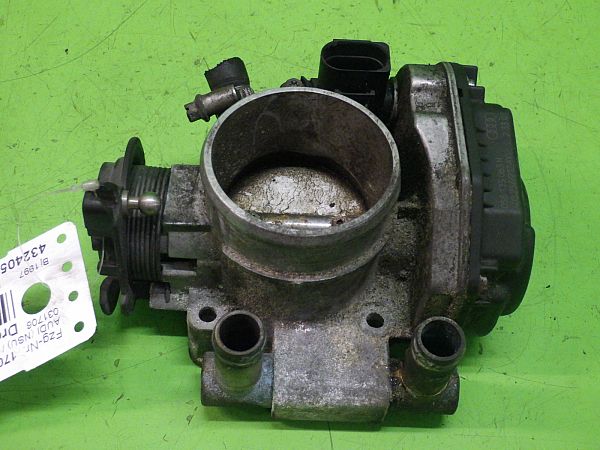 Throttle body AUDI A4 B5 Avant (8D5)