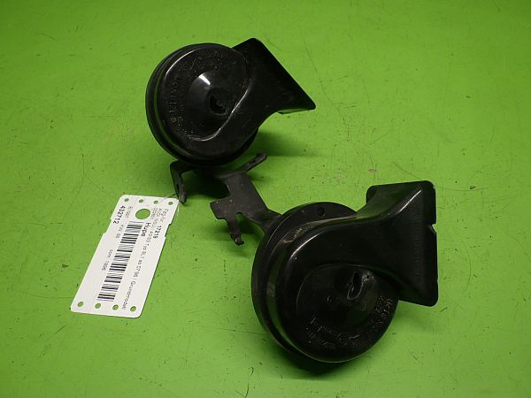 Horn AUDI A3 (8L1)