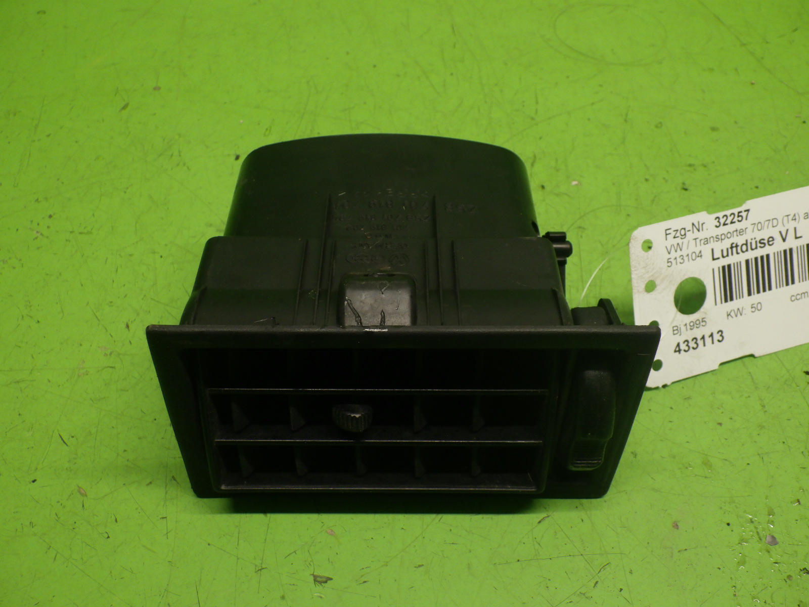 Fresh air nozzle VW CALIFORNIA T4 Camper (7DJ, 7DK, 70J)