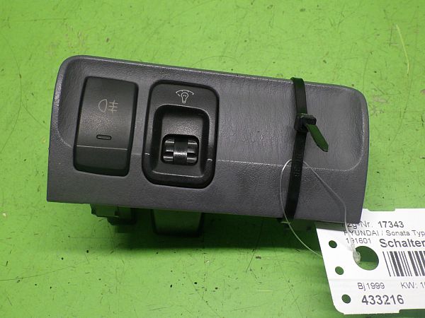 Przełącznik świateł mgielnych i długich HYUNDAI SONATA Mk III (EF)