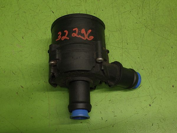 Wasserpumpe SKODA OCTAVIA III Combi (5E5, 5E6)