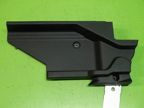 Parcel shelf cover bracket