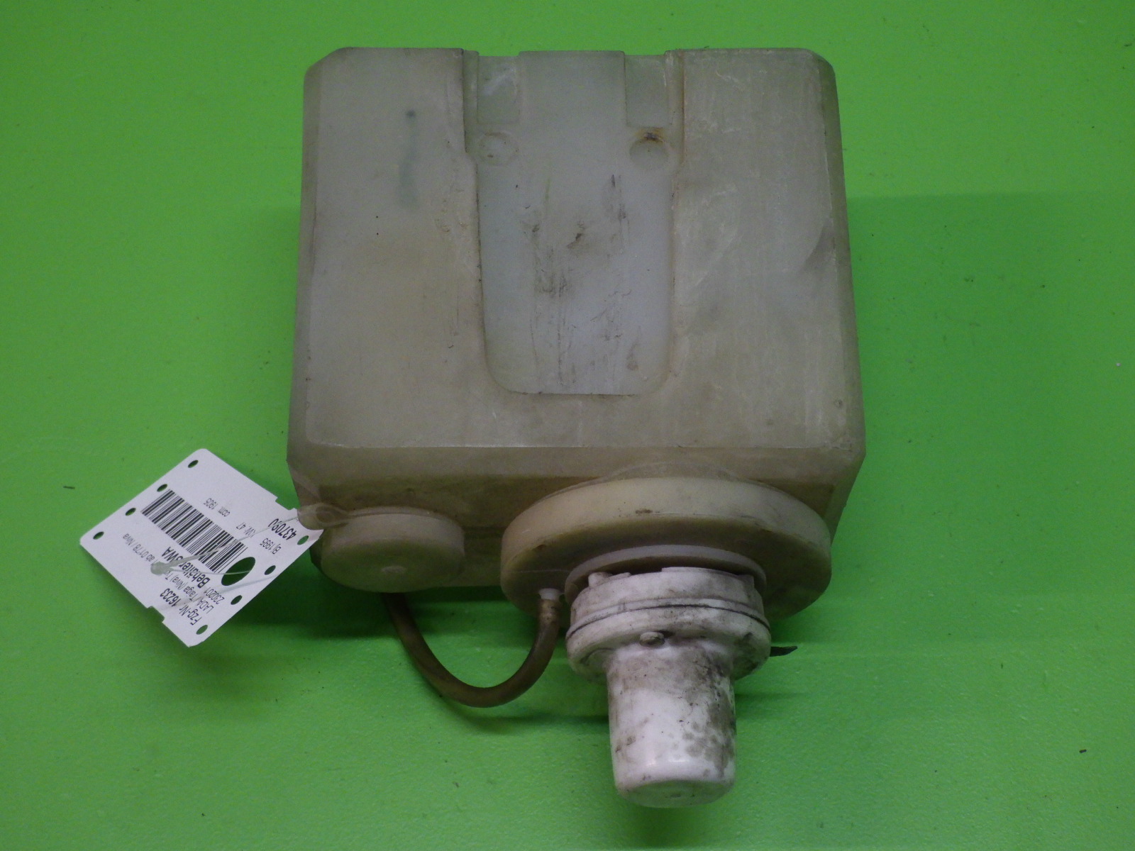 Wischwaschbehälter LADA NIVA Closed Off-Road Vehicle (2121, 2131)