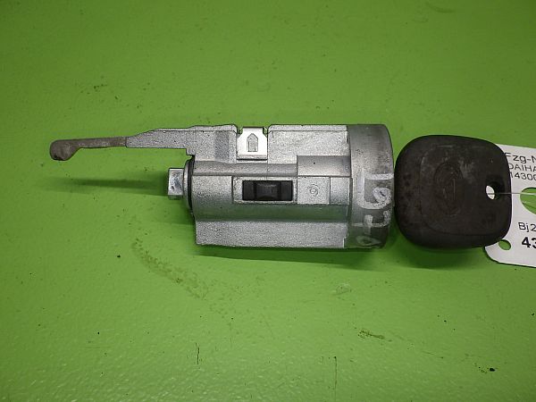 Zündschloß DAIHATSU CUORE VII (L275_, L285_, L276_)