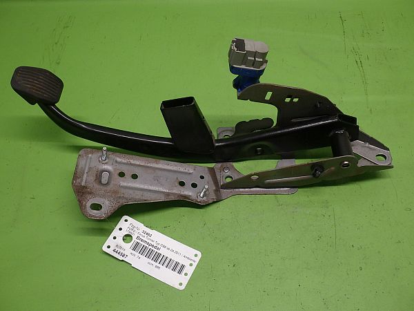 Bremspedal FORD FOCUS III Turnier
