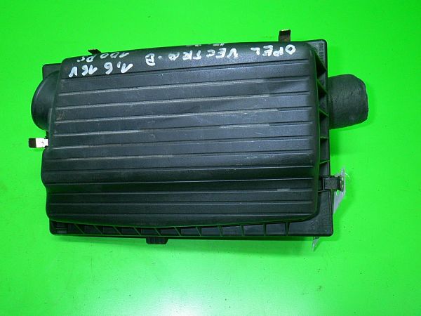 Air filter OPEL VECTRA B Hatchback (J96)