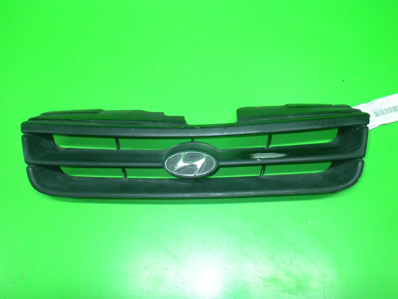 Grill HYUNDAI PONY / EXCEL Saloon (X-2)