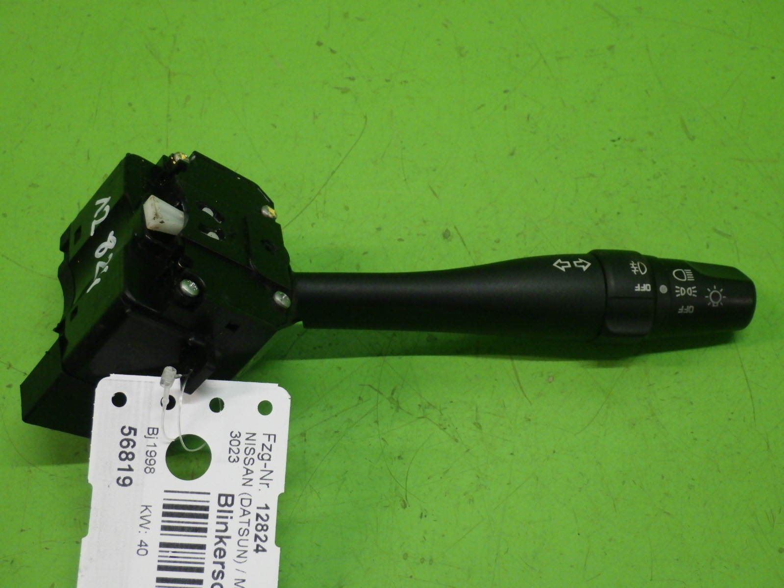 Nissan - Switch - indicator | Autoparts24