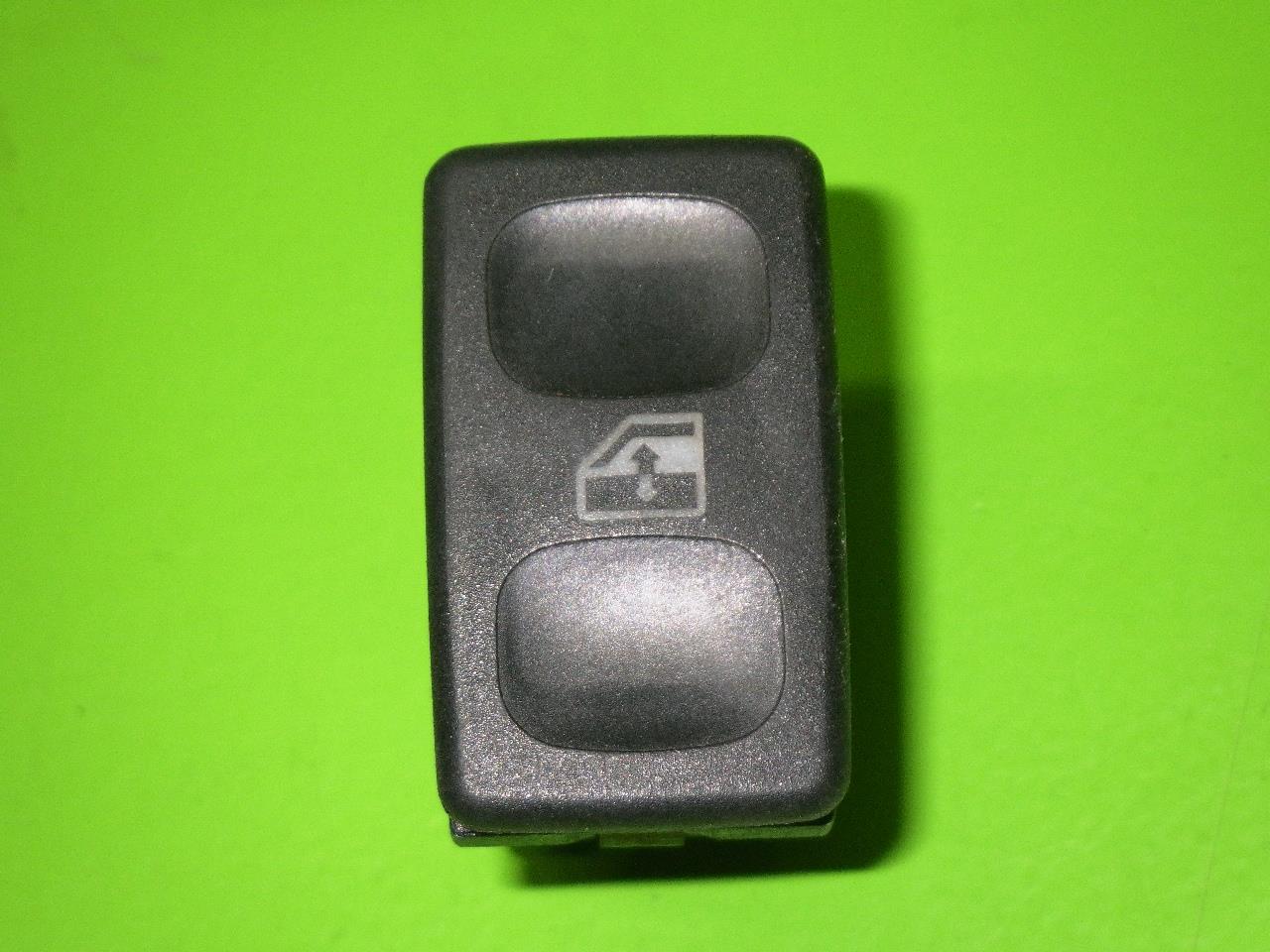 Przełącznik podnoszenia szyb VW POLO (6N1)