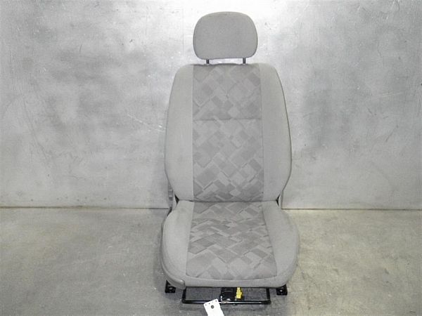Front seats - 4 doors OPEL ASTRA G Hatchback (T98)