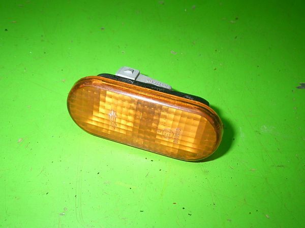 Indicator - wing VW POLO CLASSIC (86C, 80)